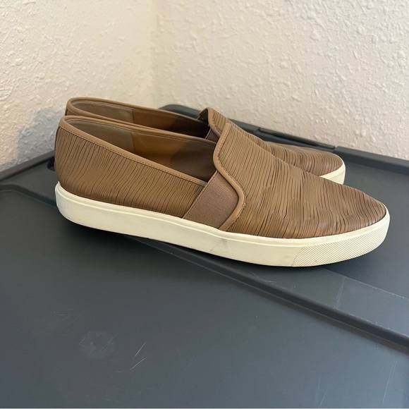 Vince Etched Leather Slip-on Sneakers 9 - Picture 4 of 8